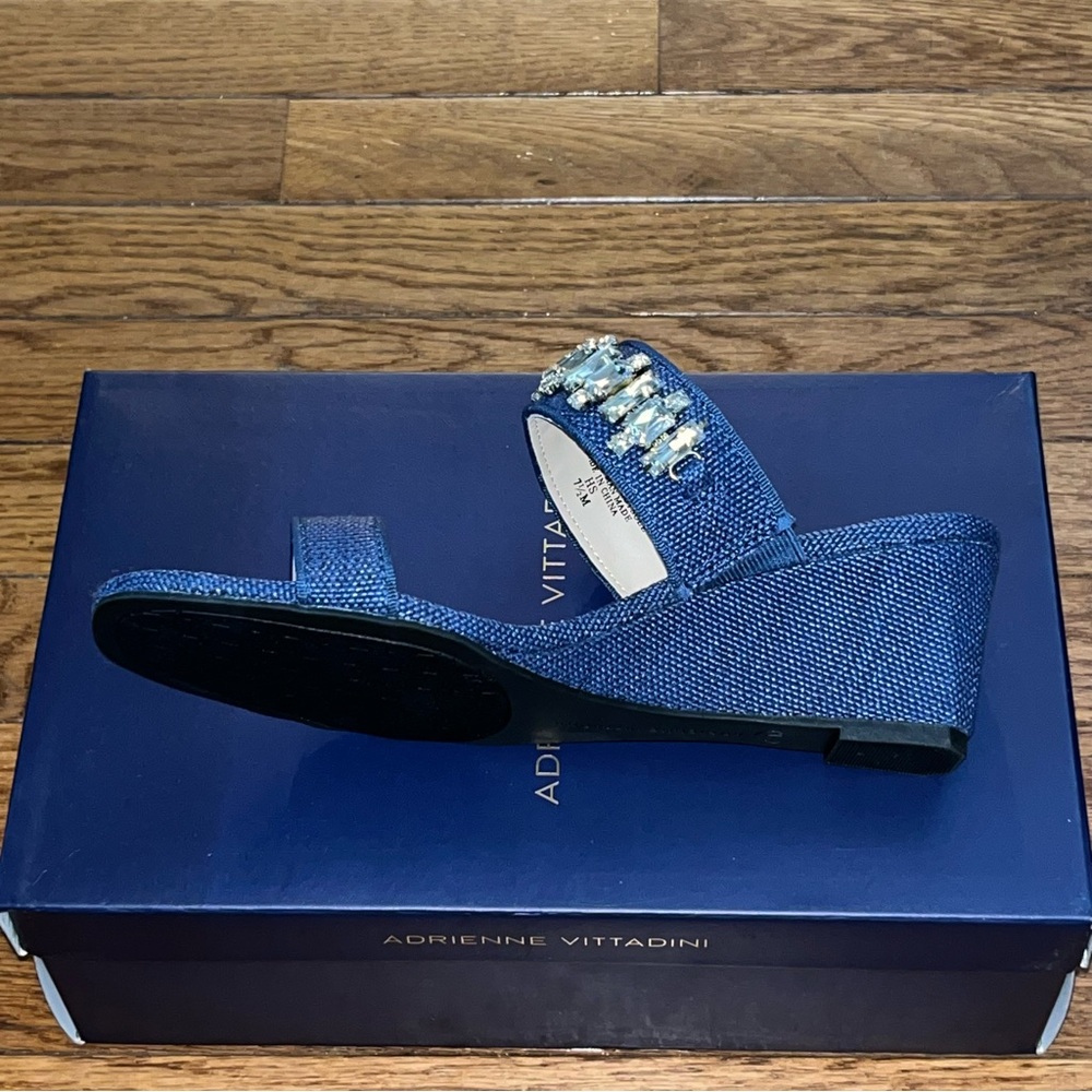 Adrienne Vittadini Acres Embellished Sandals Blue Raffia Women’s Size 7.5 Jewels - Picture 9 of 13